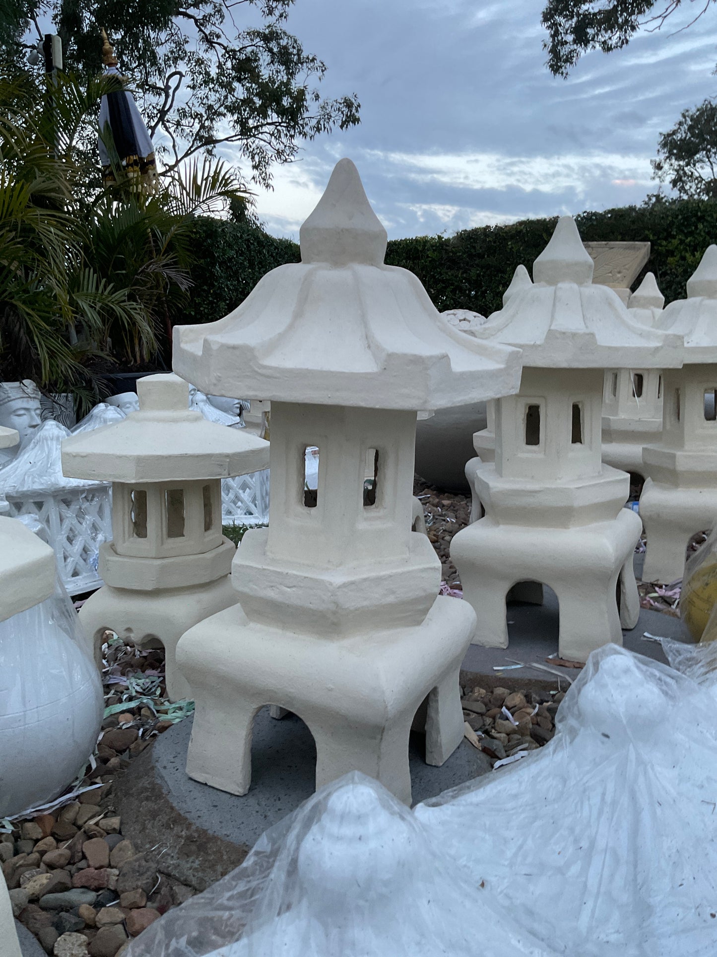 Sandstone Lantern Style 3