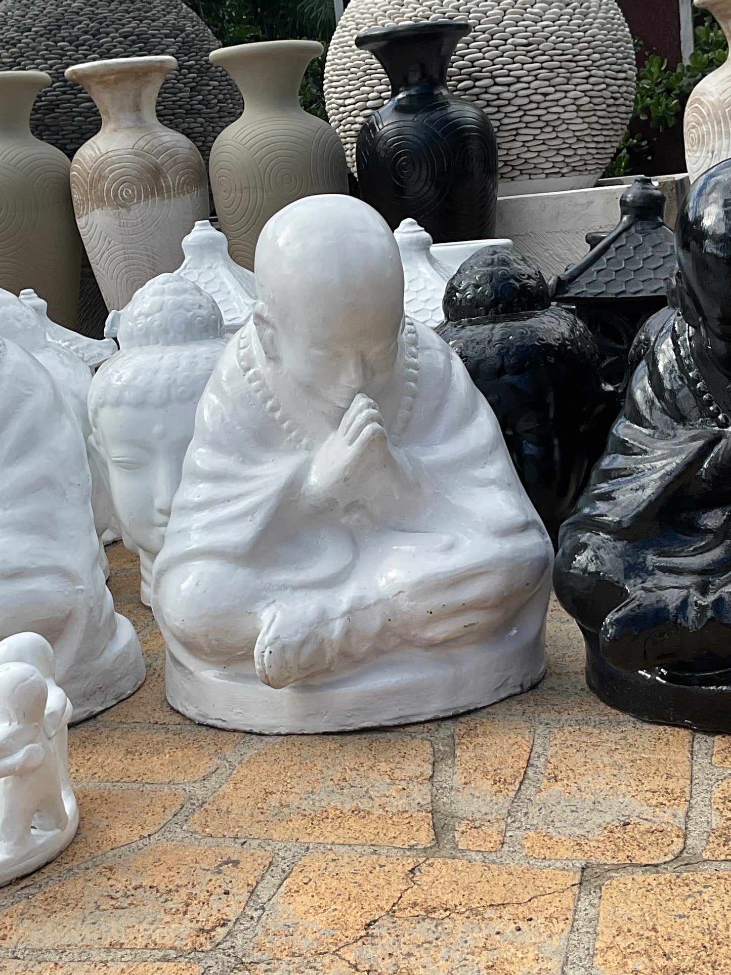 Praying Crossed Leg Buddha