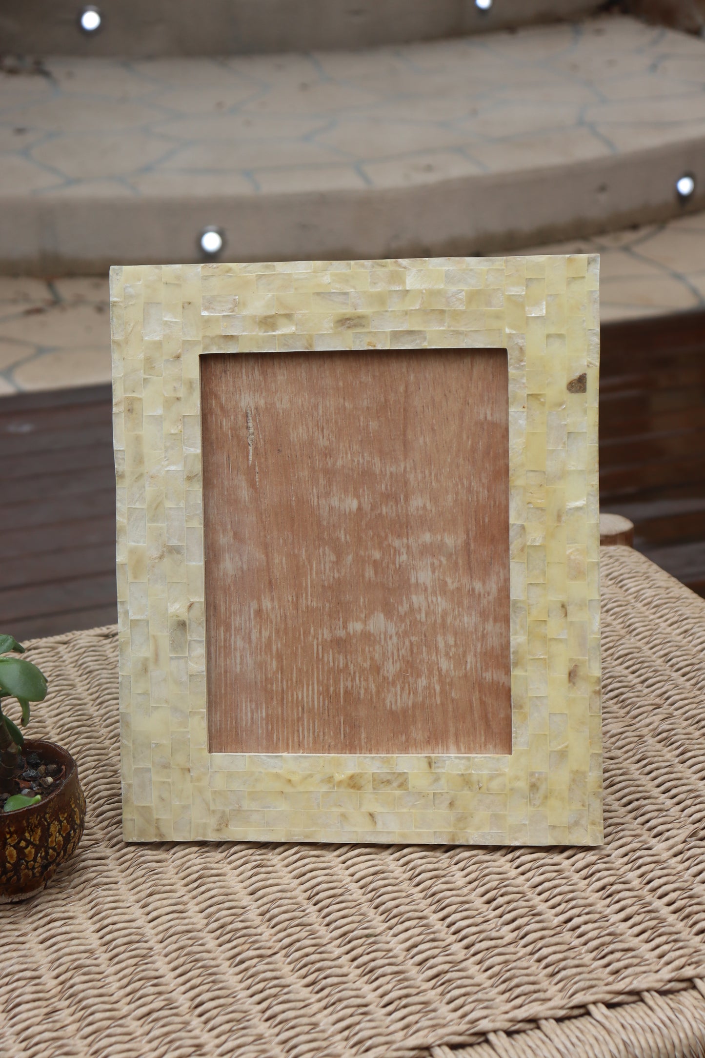 Shell Photoframe - Large