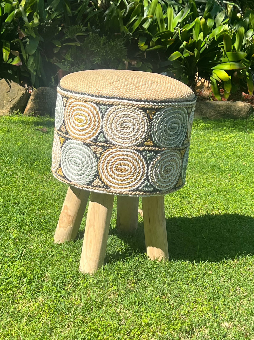 Balinese Hand Crafted Stool Tempel Top Tikar (Abu)