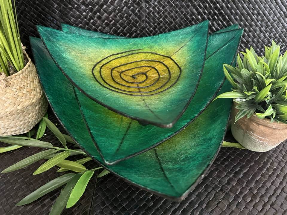 Set of 3 - Green Platters - Triangle