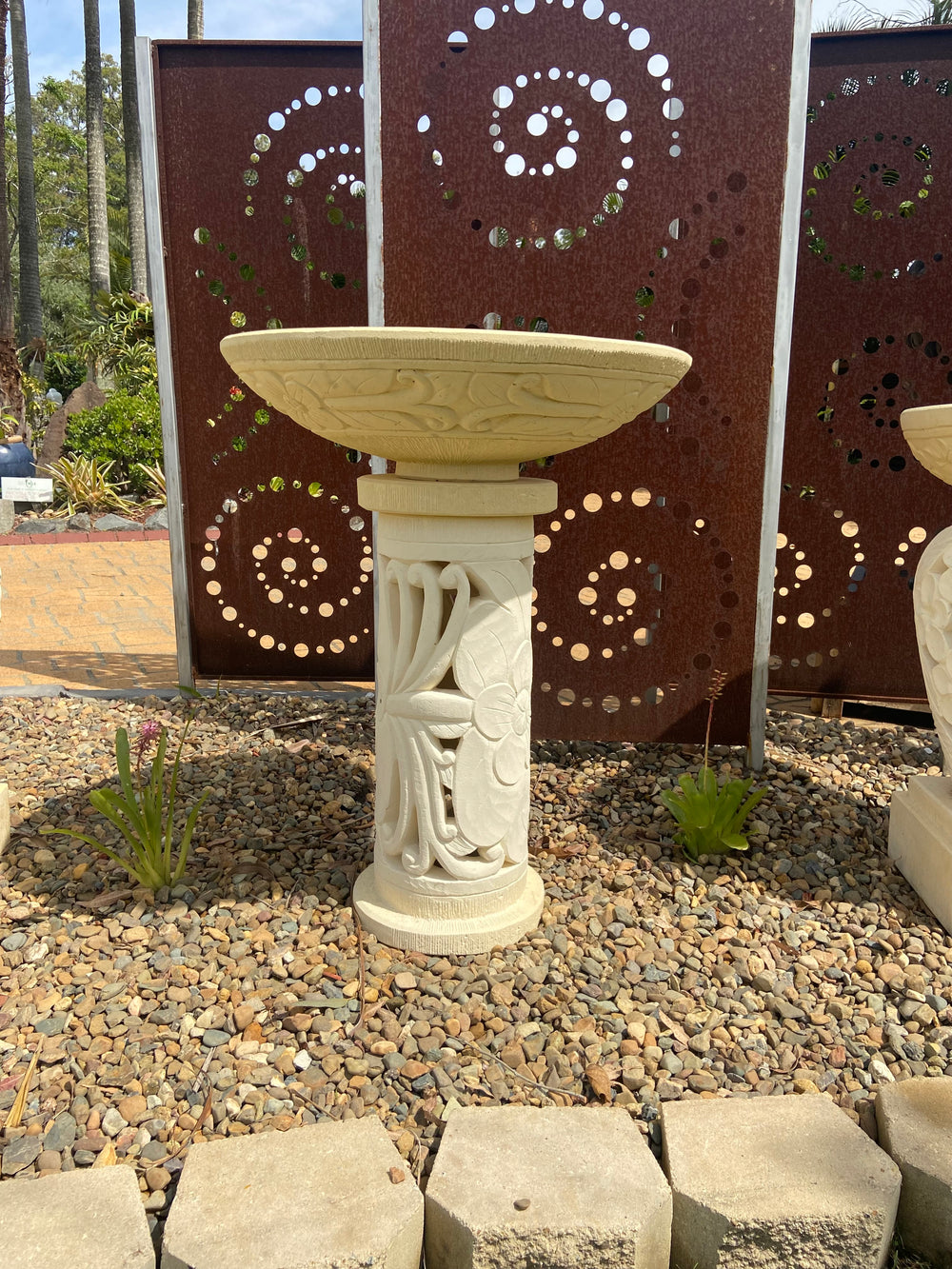 Limestone Large Garden Birdbath