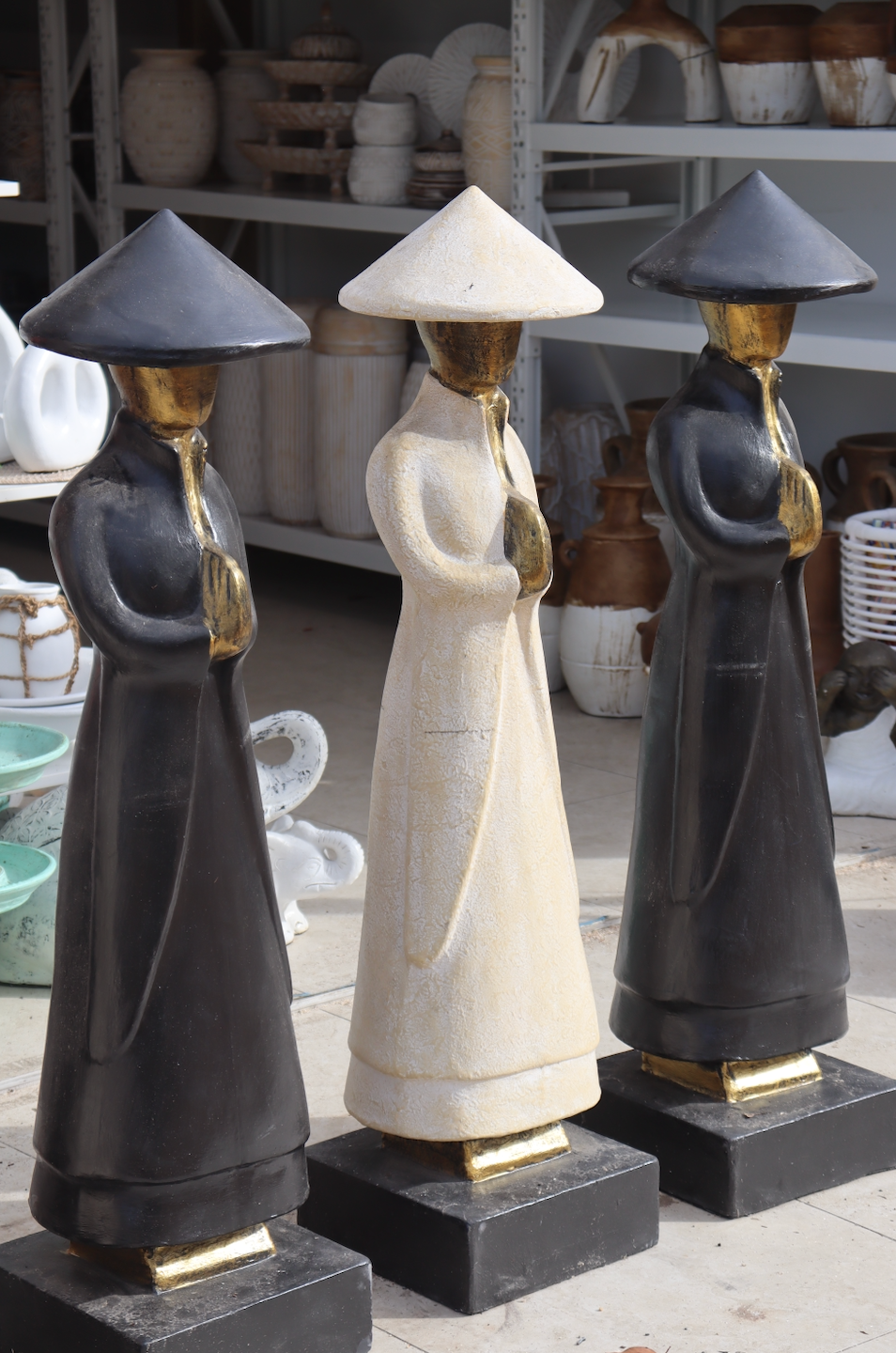 BALINESE TERRACOTTA RICE FARMER STATUE